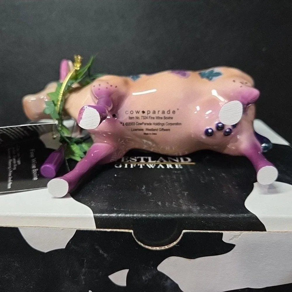 Cow Parade Fine Wine Bovine Figurine, Westland Giftware, #7324, Box and tag